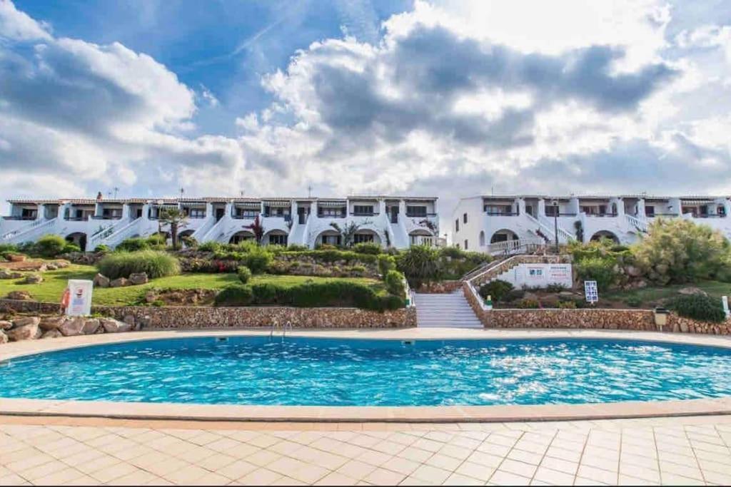 Lovely Hideaway With Pool And White Sand Beach Arenal d'en Castell Luaran gambar
