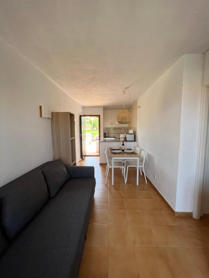 Lovely Hideaway With Pool And White Sand Beach Arenal d'en Castell Luaran gambar