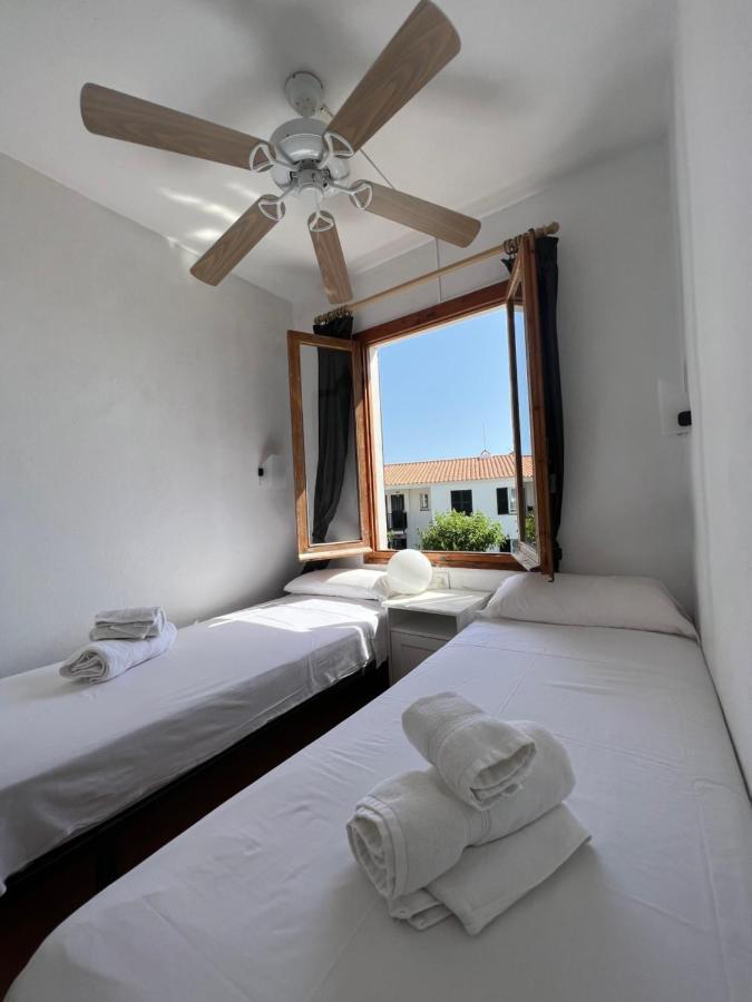 Lovely Hideaway With Pool And White Sand Beach Arenal d'en Castell Luaran gambar